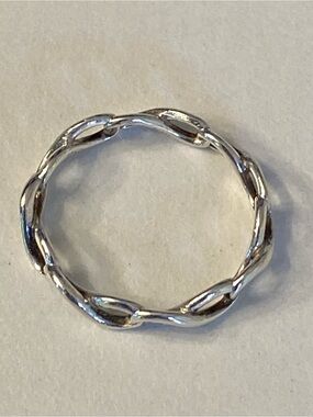 Authentic Tiffany & Co Delicate Silver Eternity Band SZ 6 w/ Box, Bag and Tissue